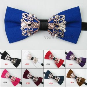 Muszki 2023 Style Bowtie For Man Solidna bawełna Butterfly Self Tie Business Wedding Bankiet Party