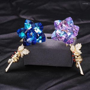 Broscher Högkvalitativ koppar Zirkon Kristall Corsage Temperament Elegant Blue Fairy Rose Brosch