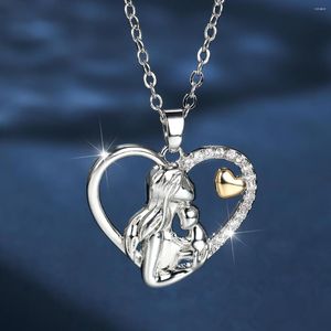 Подвесные ожерелья Попадные Большой Сердце Мама Любовь для ребенка для женщин серебряный цвет инкрустация белый циркон мама ожерелье на день рождения украшения подарки