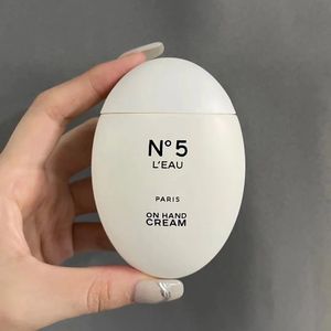 最高品質の有名ブランド N5 ハンドクリーム 50ml LA CREME MAIN 黒卵白卵ハンドクリーム スキンケア