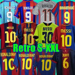 Finale Neue Retro-Fußballtrikots 96 97 98 99 08 09 10 11 12 13 14 15 Ronaldinho Rivaldo Iniesta Maillot De Foot Ibrahimovic Eto'o Kluivert