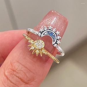 Cluster Rings 2023 Summer Celestial Blue Sparkling Moon And Sun Ring For Women Cocktail Stackable Finger Band Fashion Silver 925 Fine