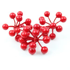 Christmas wreath decoration 11 head dusting foam simulation red fruit red berry Christmas tree pendant factory direct sales
