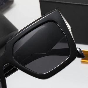Mens Designers Mirror Designer Read Fashion Frame Men for Women Sunglasses Glasses Brand Outlet Design Wo