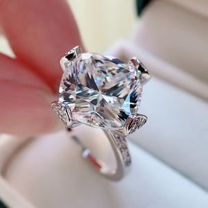 Vigselringar 7 karats förlovningsringar för kvinnor S925 Sterling Silver Vigselringar Smycken med certifikat 230706