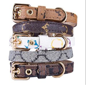 Old Flower Pet collar PU Leather Dog Neck Ring Traction Rope Cat Traction Neck Ring Walking Dog Rope Anti strangulation and Wear Resistance