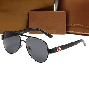 Designer-Mode-Sonnenbrillen, Brillenfabrik, pfirsichförmige Gläser, rutschfeste Nasenstütze, doppelter Metallbalken, lässige Urlaubs-Sonnenbrille 4243