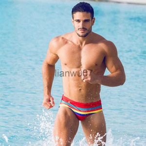 Roupa de banho masculina Fato de banho masculino com listras coloridas Cuecas de natação masculina respirável para banho de sol Roupa de banho para homem pushup Pad Fato de banho praia J230707