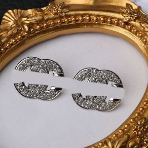 20 Style 18K Altın Kaplama Luxurys Marka Tasarımcıları Mektuplar Stud Geometrik Ünlü Kadınlar Yuvarlak Kristal Rhinestone İnci Küpe Düğün Hediyeleri