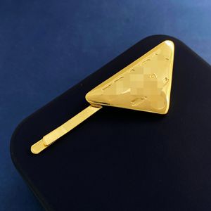 Simple Fashion Metal sided Gold triangle hair clips designer enamel special cute modern style teen girls hairpin accessories snap clip for women luxury makeup