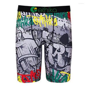 Pantaloncini da uomo Abiti estivi Vendita a vita alta Temperamento alla moda Pantaloni casual comodi da casa sottili.