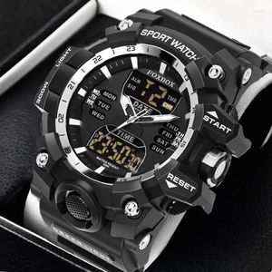 Wristwatches Men Watch Dual Time LED Digital For Waterproof Chronograph Quartz Red Military Sport Electronic Wristwatch