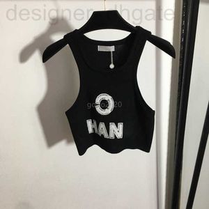 Женские футболки Дизайнер 23SS Женский дизайнер-дизайнерские трикотажные вязаные вязаные рубашки с блестками буквы