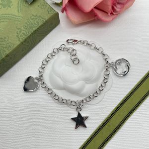 Bracciale Gioielli di design di lusso Bracciali con ciondolo a forma di stella Piatto d'argento Agata turchese Catena di ciondoli per amore di moda per le donne Regalo di nozze Festa