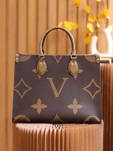 Top ONTHEGO Handbags Tote Women Leather Shoulder Bags Leopard Splicing Crossbody Bag Messenger Bags Handbag Purse M45321