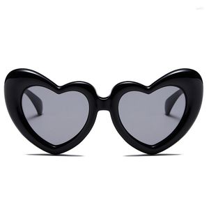 Solglasögon Kärlek Hjärtformade Kvinnor Märke Designer Mode Söt Sexig Retro Cat Eye Vintage Solglasögon Oculos UV400