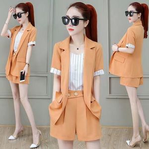 Cardigans Kvinnors kostym 2022 Spring Summer New Office Coat Crop Top Shorts Three Piece Set Workers 'Highend Professional Clothes for Women