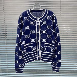 Damdesignerstickade koftatröjor Hela bokstäver Pullover Långärmad stickad kappa Kläder