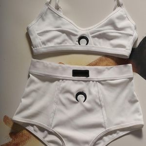 T-Shirt Heißer Verkauf Mond Muster Stickerei Frauen Sommer Badeanzug Strand Bademode Bikini Sets Einfarbig Zwei Stück Bademode Anzüge