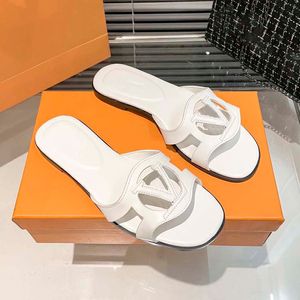 Mode Sandaler Designer Tofflor Kvinnor Tofflor Högkvalitativt Läder Dam Slide Sommar Lyx Flat Slides Dam Strand Sandal Party Bröllopstofflor