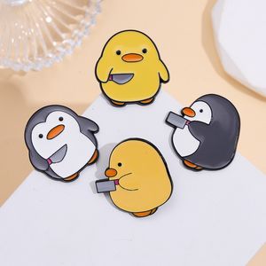 ペンギンリトルイエローアヒルエナメルピンブローチかわいいエンブレム漫画ピンインファッションパーソナライズバッグシャツバッグぶら下げ装飾 sd060 E23