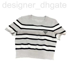 Damstickade T-shirts designer Mode Stripe Tee Dam Kortärmad Rundhalsstickning Toppar Brevbroderad T-shirt CRO3