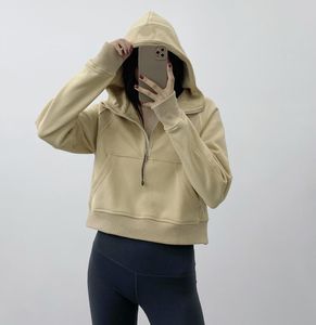 Kvinnors hoodies tröjor kvinnor plus sammet förtjockande jackor hoodys sport halv blixtlås designers korta kläder