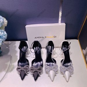 Роскошные женские одежды для обуви с заостренным пальцем с алмазными страстями дизайнеры Ladies Black White Fashion Classic Ladies Wedding Party Resort