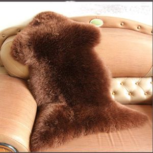 Dywany brązowy dywan z owczej skóry koc z prawdziwego futra łóżko sypialnie dywan ze skóry owczej poduszka na sofę Pelt dywaniki do salonu