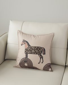 Luxury Plaid Square Cushions Designer Cushion Decorative Pillow Horse Printed Fashion Cushions Cotton Covers Home Decor Christmas Throw Pillows 2023070921