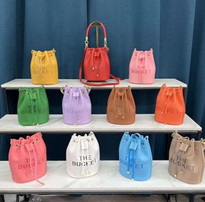 Lüks Tasarımcı Çanta Kova Çantası Kadınlar Drawstring Zengin Fıçılar Gerçek Klasik Marc Cannes Modelleme Deri Crossbody Bag