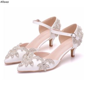 Cristais de luxo sapatos de noiva branco moda dedo do pé redondo feminino sapatos casuais com tiras de salto baixo deslumbrante nupcial feminino vestido de baile sapatos bombas moda CL2585