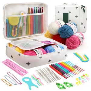 Strumenti 59 pezzi Uncinetto con set di filati 5 rotoli di filati assortiti 52 pezzi Set di accessori per uncinetto Ferri da maglia Borsa per più kit ideale per professionisti principianti