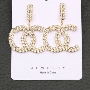 Luksusowe 18 -karne złote kolczyki projektanty litery stadnina kolczyka kryształ kryształowy geometryczna marka biżuterii