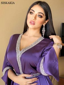 Anzüge Siskakia Satin Maxikleid für Frauen Türkei Arabisch Diamant V-Ausschnitt Langarm Jalabiya Muslim Islamisch Ethnisch Abaya Party Herbst Neu