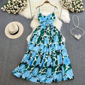 Suspended Fairy Long Skirt Beach Vacation Beach Skirt Gentle Style V-Neck Waist Wrapped A-line Printed Ruffle Edge Dress