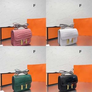 Lüks çantalar tasarımcı çanta hostes çanta eyer çantaları omuz crossbody küçük kare çanta tote kadın erkekler yeni moda doku kilitleme crossbody çanta