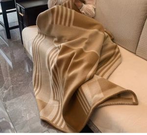 NUOVI colori Divano per la casa spesso di grandi dimensioni Good Quailty 2023 NUOVO Designer H Camel Coperta di LANA lussuosa Coperta grigia TOP Vendita di grandi dimensioni