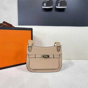 Lüks çantalar tasarımcı çanta Çingene çanta eyer çantaları omuz crossbody çanta tote kadın ve erkekler 2023 yeni moda doku kilitleme fanny paketi fabrika satışları