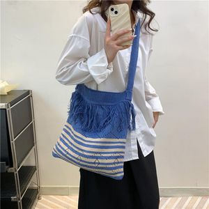 Bolsas de noite 2023 na moda bolsa de praia boho para mulheres designer listrada malha ombro bolsa estilo japão bolsa mensageiro de grande capacidade