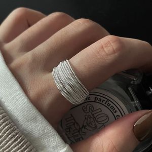 Kreativer einzigartiger Linienring für Frauen, Mondstein, unregelmäßiger Schmuck, Finger verstellbar, offener Vintage-Ring für Party, Geburtstagsgeschenke