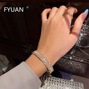 Catena FYUAN Bracciale con polsino in cristallo con zirconi dorati per le donne Braccialetti con strass geometrici Braccialetti Matrimoni Gioielli per feste 230710