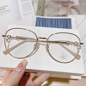 Sunglasses 2023 New High Quality Family's 21st Year Deer Han Star Same Style Horse Titles Buckle Round Metal Anti Blue Light Flat Eyeglass Frame Fashion Men GG0880