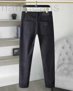 Designer di jeans da uomo Autunno Designer Design da uomo Luxury Fashion Casual Elastico Slim-fit Pantaloni di alta qualità Famoso marchio Zipper Slim Skinny Pants Hip Hop Denim UUTB