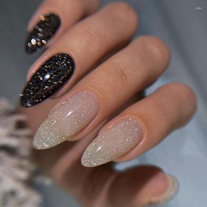 Unghie finte Accessori finti 3D Punte corte di mandorla francese Nude Glitter Disegni neri Faux Ongles Stampa su forniture per unghie acriliche