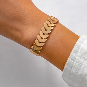 Irregular Love Heart Chain Bracelet for Women Fashion Statement Vintage Charm Link Bangle Couple Hand Jewelry Gift