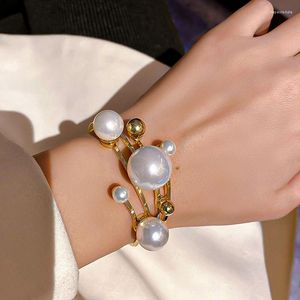 Charm Bracelets INS Nicho Design Temperament Elegant Multi-layer Metal Imitation Pearl Open Bracelet Women Vintage Jewelry Wedding Party