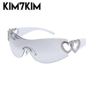 Новые окраины Sunglasses Women Fashion Heart Sun Glasses для женщин 2000 -х