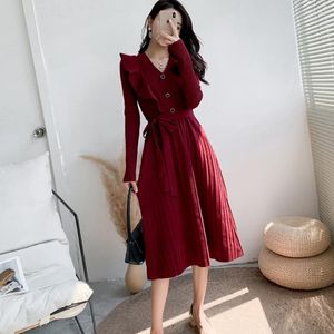 Casual Dresses Autumn Knitted Dress Women Ruffle V-neck Femmel Winter Skirt French Wool Leisure Warm Soft Part