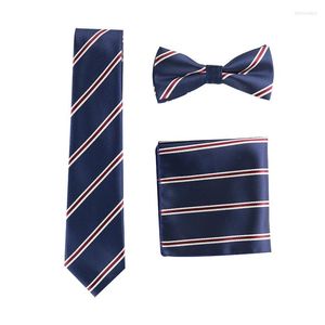 Bow Ties Classics Constee 3pcs/Set Çizgili Polyester Erkekler Bowtie ve Cep Meydanı Ön-Bağlı Bowties Hediye Düğün İş